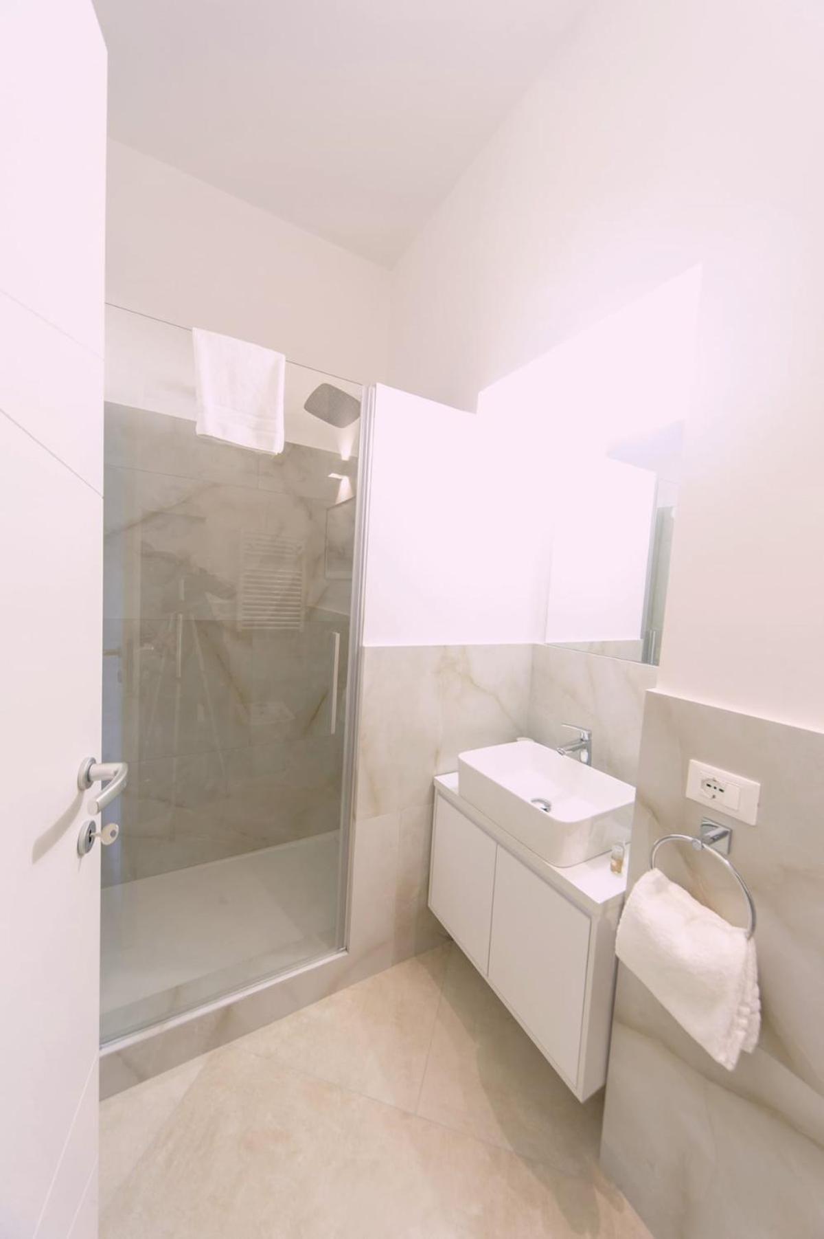 4 Cantoni, Cosy In Monti District * Roma