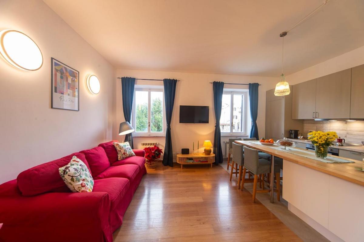 4 Cantoni, Cosy In Monti District * Roma